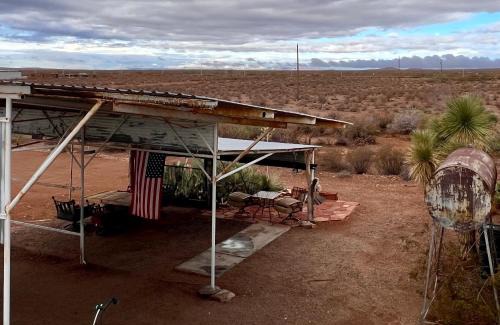 Columbus Otro | Hole in the Wall Getaway - USA Mexico Border Campsite