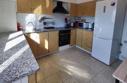 Sant Joan de Les Abadesses Apartamento | Apartamento vacacional "Can Quelet" con vistas a la montaña, 2 balcones y Wi-Fi
