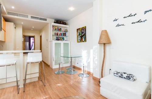 Nervion Apartamento | Holi-Rent Goya