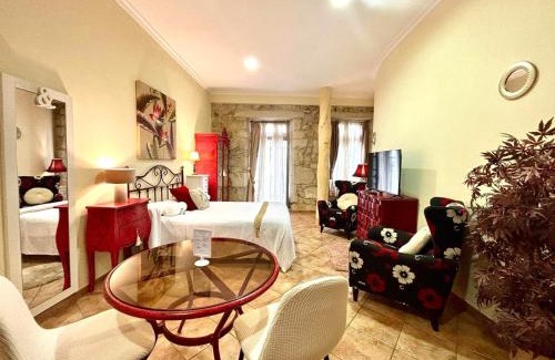 Baiona Old Town Apartamento | Holibai, Vermello, Un rincón con encanto cerca de la playa
