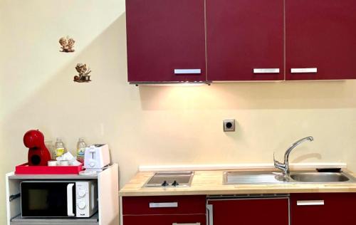 Baiona Old Town Apartamento | Holibai, Vermello, Un rincón con encanto cerca de la playa