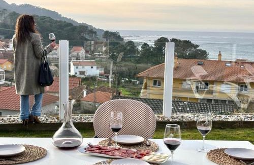 Baiona Villa | Holibai, Vila San Martiño, Desconecta en esta Vila gallega con vistas a las Islas Cies