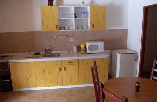 Desna Apartamento | Apartamento vacacional con piscina exterior y wifi