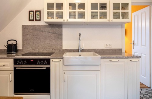 Oberrotweil Apartamento | Apartamento 'Veilchen' con jardín compartido, balcón y Wi-Fi