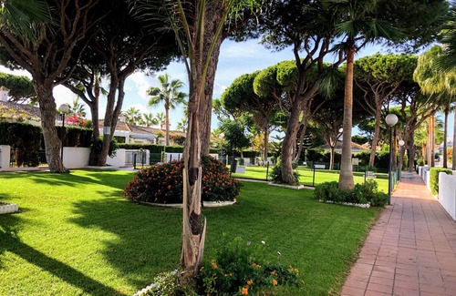 Poblado de Sancti Petri Apartamento | Apartamento Zinna, al lado de la playa y con aire acondicionado