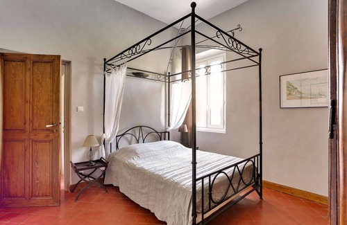Entraigues-sur-la-Sorgue Otro | Holiday home with airconditioning, heated pool, peaceful countryside setting
