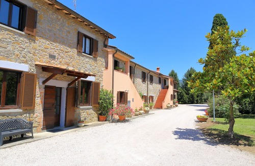Passignano sul Trasimeno Apartamento | Apartamento de vacaciones en granja - Diospiro - Residenze San Martino