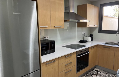 Vilanova I la Geltru Apartamento | Holiday Apartment near Sitges with private terrace and parking