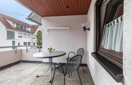 Kirchheim unter Teck Apartamento | Apartamento vacacional con balcón y Wi-Fi