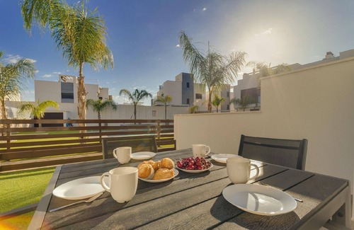 Torre de la Horadada Apartamento | Apartamento de vacaciones Pilar de la Horadada para 1 - 6 personas con 3 dormitorios - Apartamento
