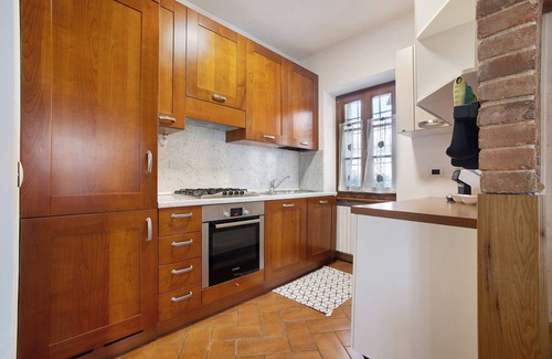 Tremosine Apartamento | Apartamento vacacional Casa Oliva con vistas al lago, balcón y Wi-Fi