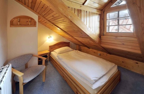 Tatranska Lomnica Apartamento | Apartamento vacacional con la TV
