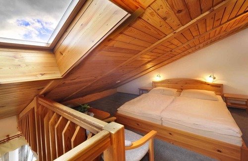 Tatranska Lomnica Apartamento | Apartamento vacacional con la TV