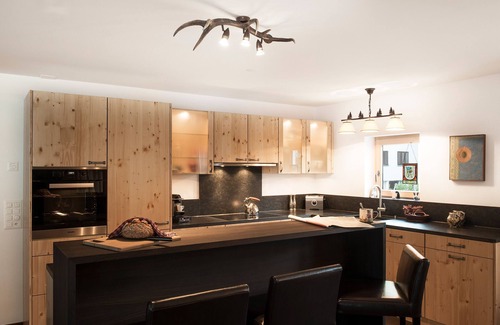 Klosters Platz Apartamento | Apartamento vacacional "Belawis" con balcón y Wi-Fi