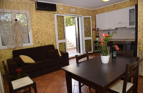 Policoro Apartamento | Apartamento de vacaciones Policoro para 1 - 5 personas con 2 dormitorios - Casa adosada