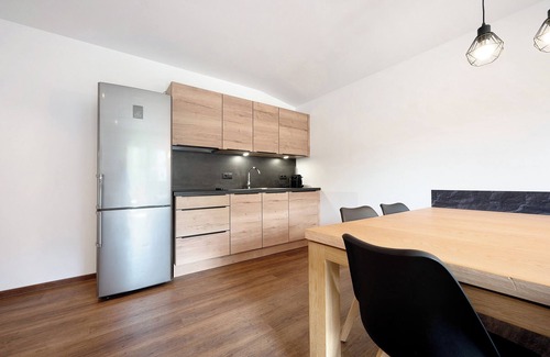 Riscone Apartamento | Apartamento vacacional "Haus Mader 2" con vistas a la montaña, terraza privada y Wi-Fi