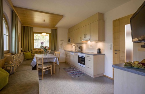 Gerlosbergeben Apartamento | Apartamento vacacional con balcón en la estación de esquí