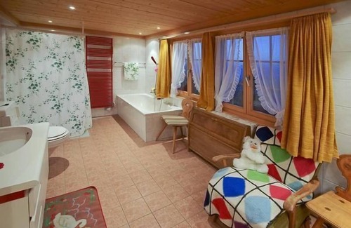 Aeschiried Apartamento | Apartamento de vacaciones Aeschi b. Spiez para 1 - 5 personas con 2 dormitorios - Apartamento