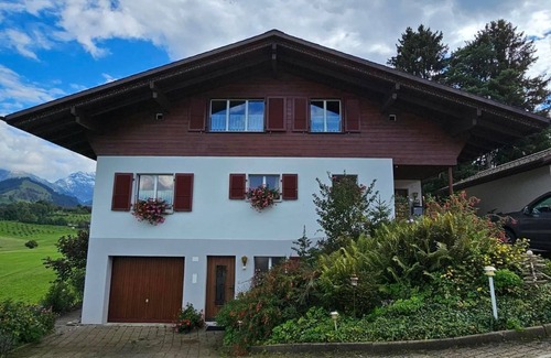 Aeschi bei Spiez Chalet De Esquí | Apartamento de vacaciones Aeschi b. Spiez para 1 - 2 personas con 1 dormitorio - Casa de vacaciones