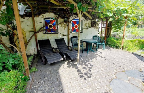 Kamp-Bornhofen Apartamento | Apartamento vacacional con jardín, terraza y barbacoa
