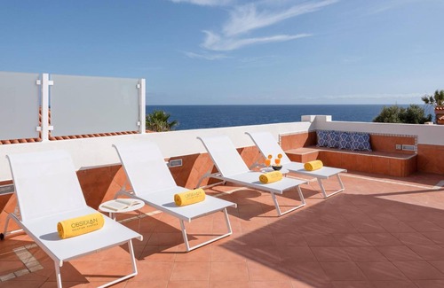 Callao Salvaje Apartamento | Apartamento de vacaciones 'Obsidian Villa Estrella Del Mar' con terraza privada y aire acondicionado