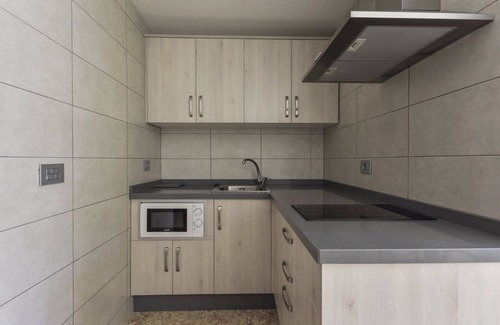 Playa San Juan Apartamento | Apartamento vacacional "Bregador" en Playa San Juan con vistas a la montaña y balcón