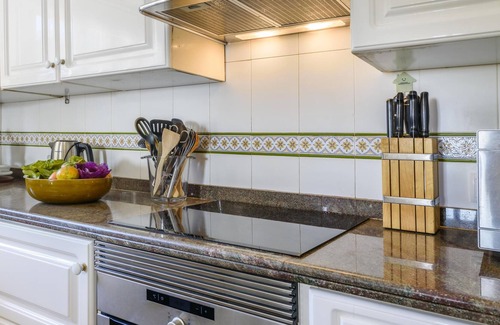 Puerto de Soller Apartamento | Apartamento vacacional Marbat Plus con vistas al mar, piscina, Wi-Fi, y terraza