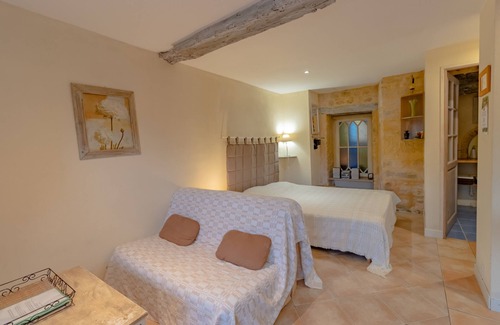 Sainte-Mondane Apartamento | Apartamento vacacional "Gite Les Milandes" con piscina compartida, jardín y Wi-Fi