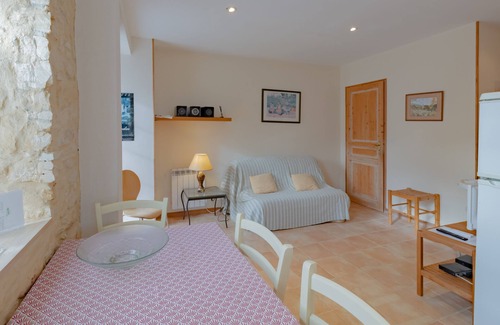 Sainte-Mondane Apartamento | Apartamento vacacional "Gite Fénelon" con piscina climatizada compartida, jardín compartido y Wi-Fi