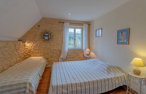 Sainte-Mondane Apartamento | Apartamento vacacional "Gite Fénelon" con piscina climatizada compartida, jardín compartido y Wi-Fi