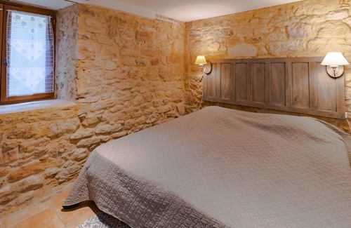 Sainte-Mondane Apartamento | Apartamento vacacional "Gite Beynac" con piscina climatizada compartida, jardín compartido y Wi-Fi
