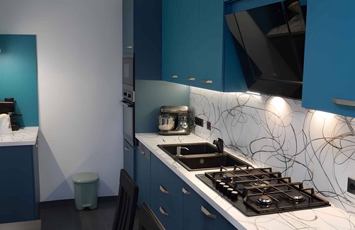 Balatonfoldvar Apartamento | Apartamento vacacional con piscina y parque infantil