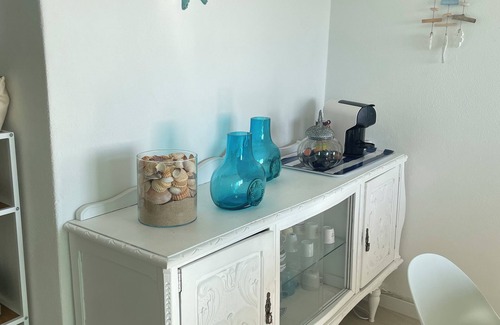 Torralta Apartamento | Apartamento de vacaciones T1, vista al mar frente a la playa (100 mts)