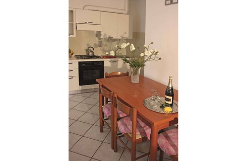 Riccione Apartamento | Apartamento vacacional alejado 200 m de la playa