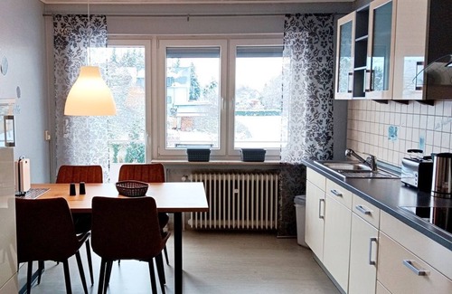 Wallersheim Apartamento | Apartamento 'Abendsonne Obergeschoss Mit Balkon' con balcón y Wi-Fi