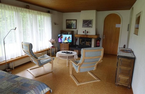 Aeschi bei Spiez Chalet De Esquí | Apartamento de vacaciones Aeschiried para 1 - 3 personas con 1 dormitorio - Chalet de madera