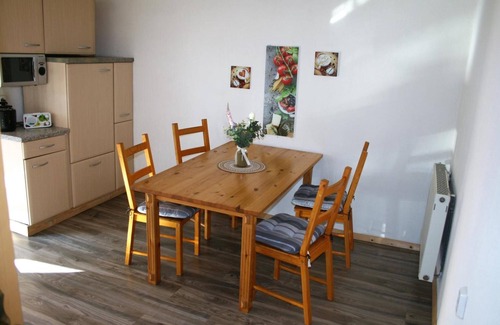 Boehlen Apartamento | Apartamento 'Ferienwohnung Annett' con balcón y Wi-Fi