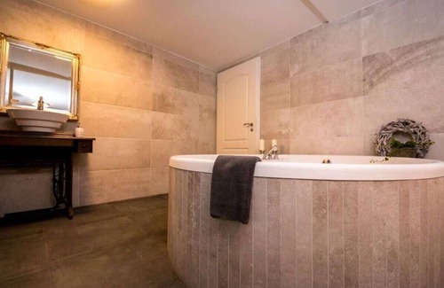 Brakel Casa | Holiday apartment at the castle park