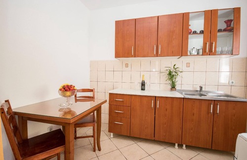 Zeljeznica Apartamento | Apartamento de vacaciones Bar para 1 - 5 personas - Casa adosada