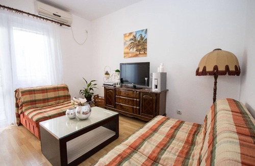 Zeljeznica Apartamento | Apartamento de vacaciones Bar para 1 - 5 personas - Casa adosada