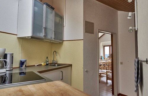 Litzelstetten Apartamento | Apartamento 'Bodenseeblick' con vistas al lago, balcón y Wi-Fi