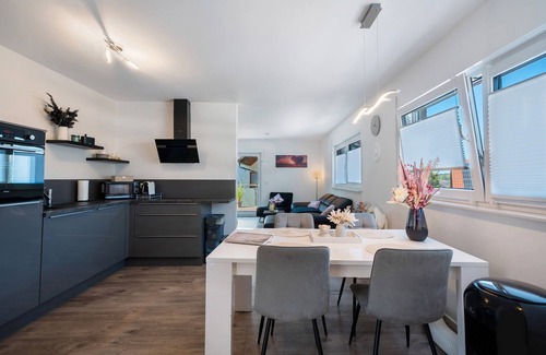 Munchweier Apartamento | Apartamento vacacional 'Bra Wa' con vistas a la montaña, terraza privada y Wi-Fi
