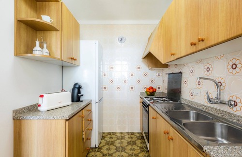 Sant Llorenc des Cardassar Apartamento | Bonito apartamento "Cala Nau Blau Turquesa" con vista al mar, terraza cubierta privada y balcón; aparcamiento disponible