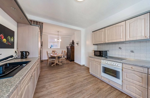 Biesnitz Apartamento | Apartamento vacacional 'Carpe Diem - Ferienwohnung' con jardín comunitario y Wi-Fi