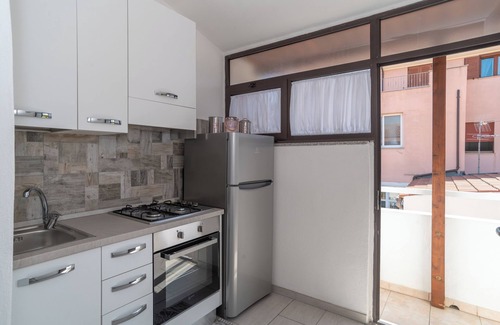 Olbia Apartamento | Apartamento 'Claudias House' con Wi-Fi, aire acondicionado y balcón