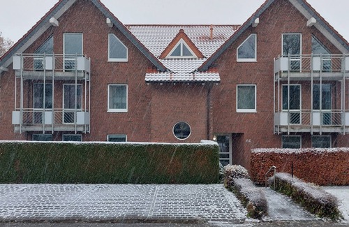 Bad Driburg Apartamento | Alquiler-Clásico-Baño para personas con movilidad reducida-Terraza