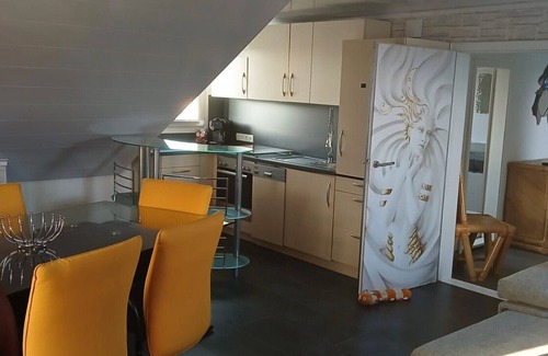 Grossenbrach Apartamento | Holiday Apartment 'Anke Günther' with Private Garden and Wi-Fi