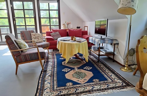 Koenigswinter Apartamento | Apartamento 'Ferienwohnung Königswinter' con terraza compartida, balcón y Wi-Fi