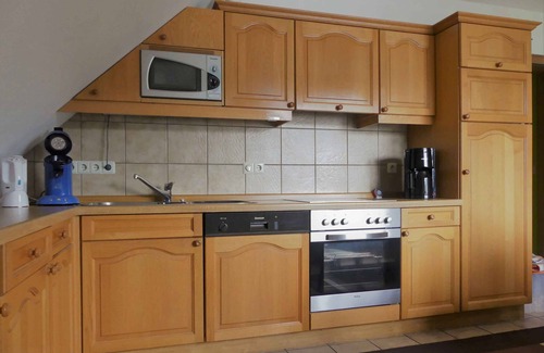 Nordenau Apartamento | Holiday Apartment 'Nordenau' with Balcony and Wi-Fi