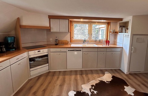 Neckertal Apartamento | Apartamento de vacaciones Dicken para 1 - 5 personas con 3 dormitorios - Apartamento en casa unifami
